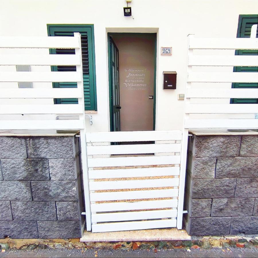 Passi Di Mare Rooms Giardini-Naxos Buitenkant foto