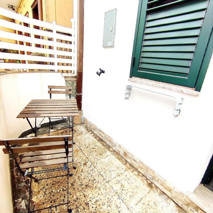 Passi Di Mare Rooms Giardini-Naxos Buitenkant foto