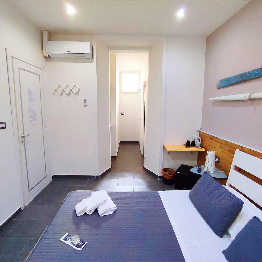 Passi Di Mare Rooms Giardini-Naxos Buitenkant foto